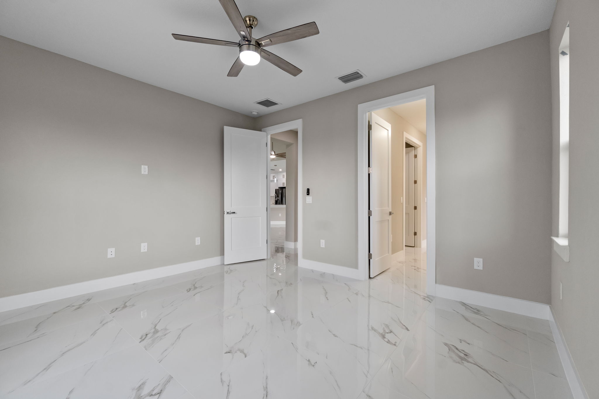J & L Vision Homes