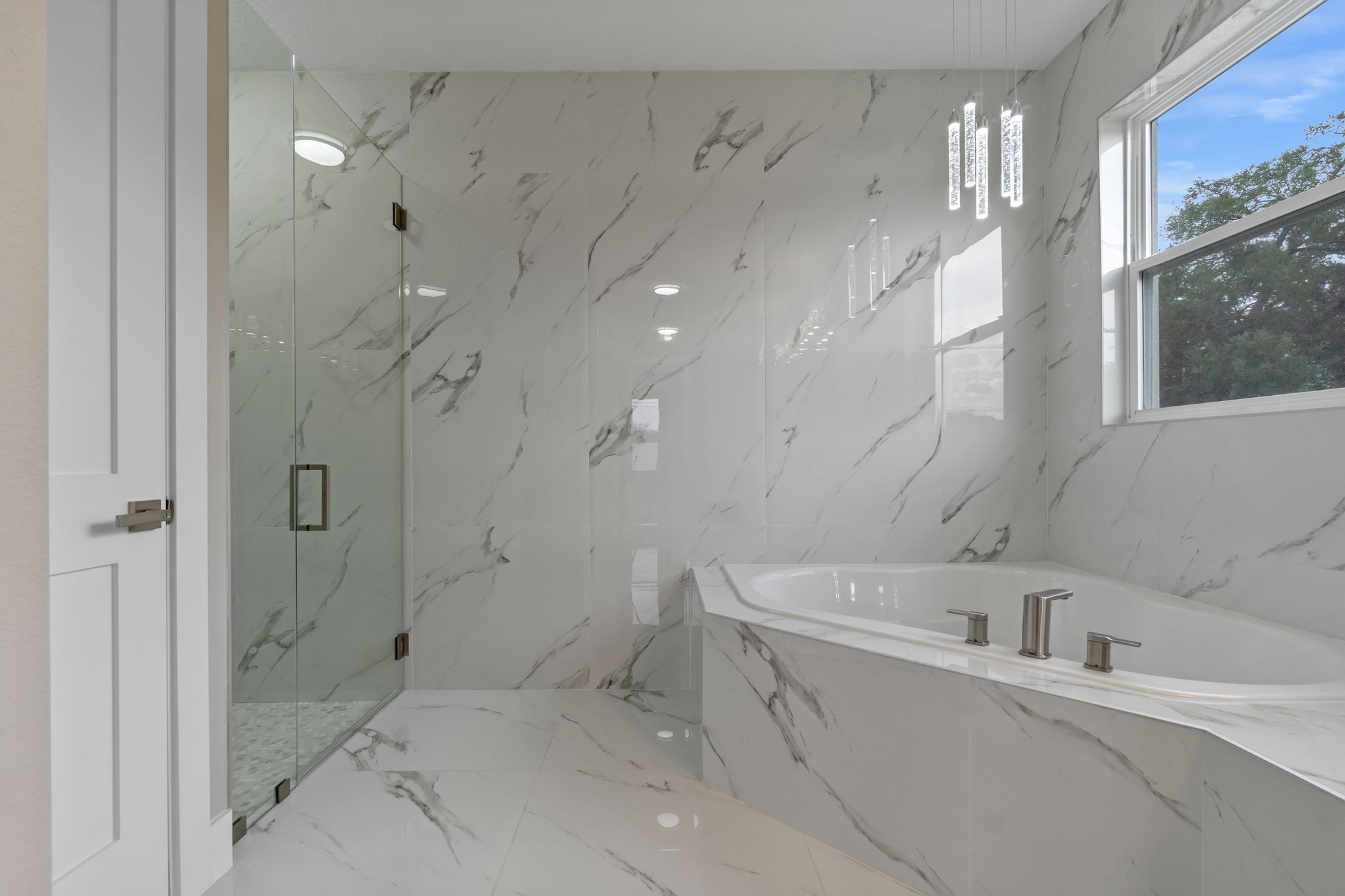 J & L Vision Homes