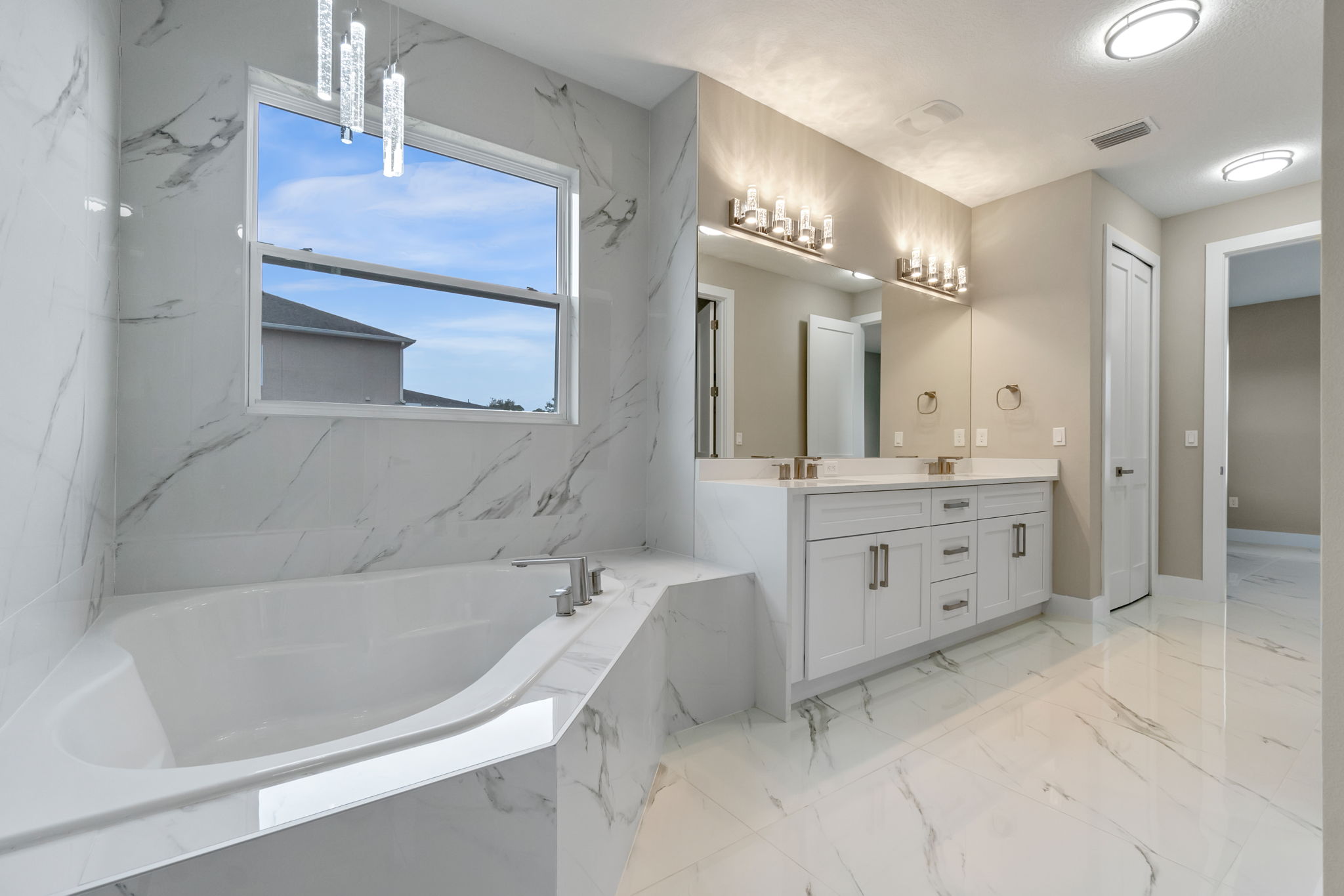 J & L Vision Homes