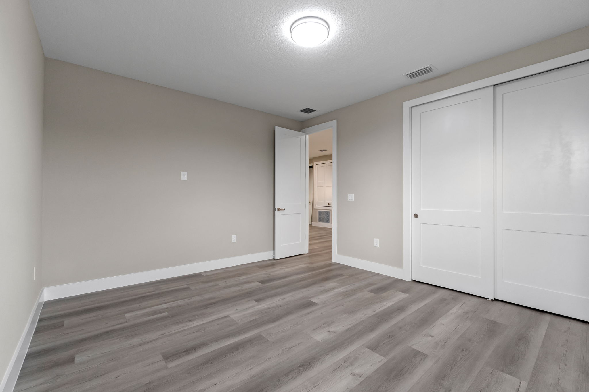 J & L Vision Homes