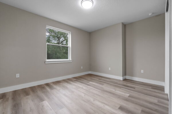 J & L Vision Homes