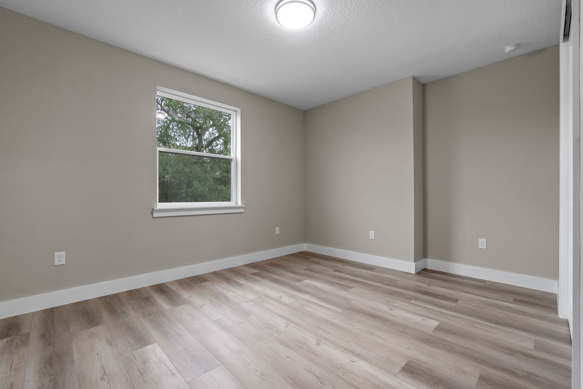 J & L Vision Homes