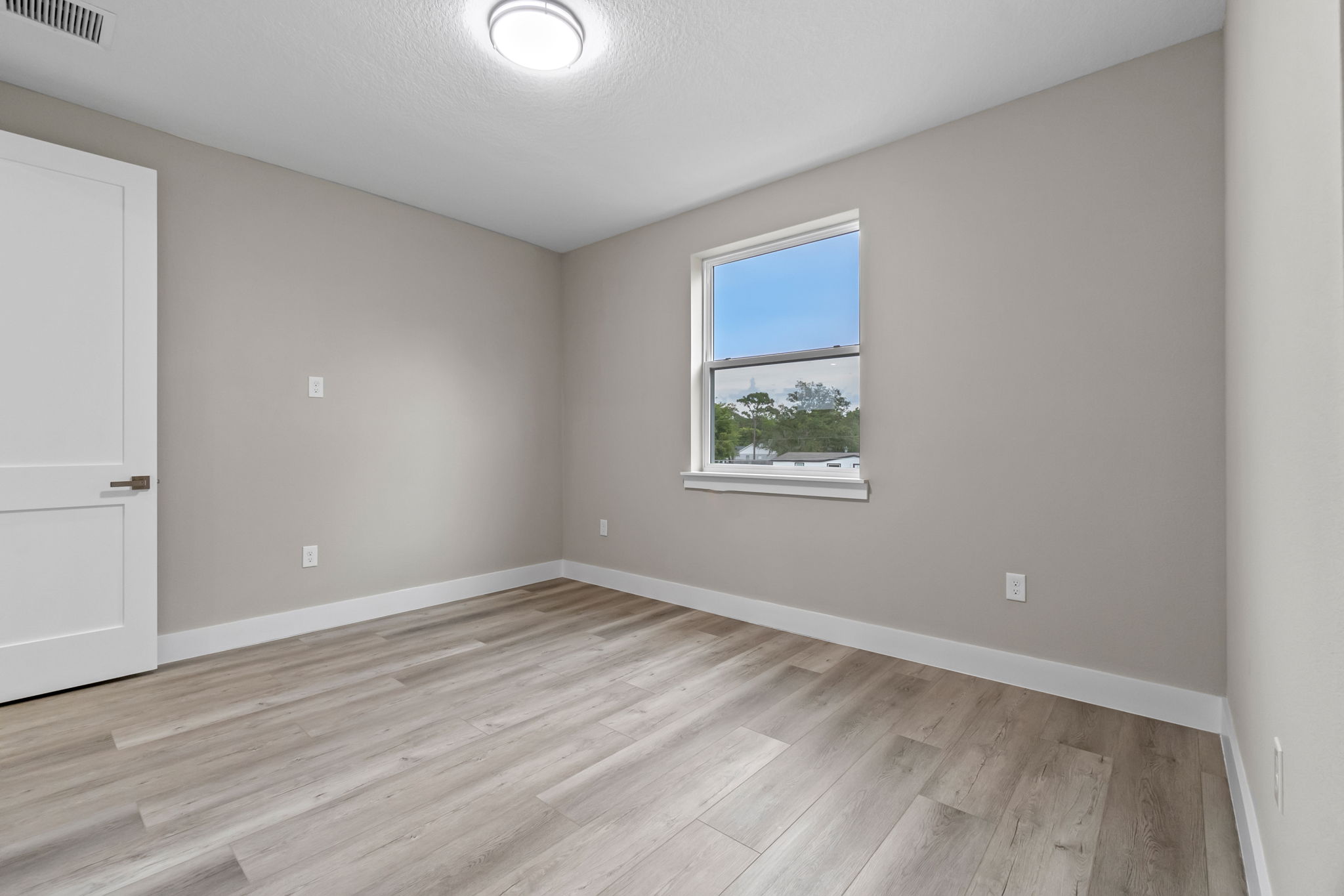 J & L Vision Homes