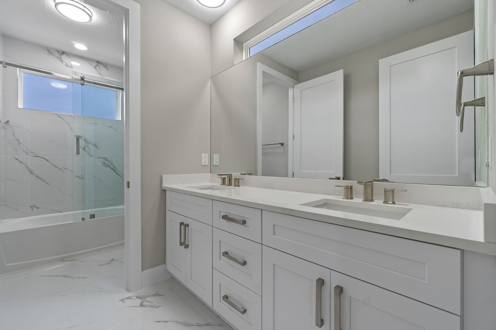 J & L Vision Homes