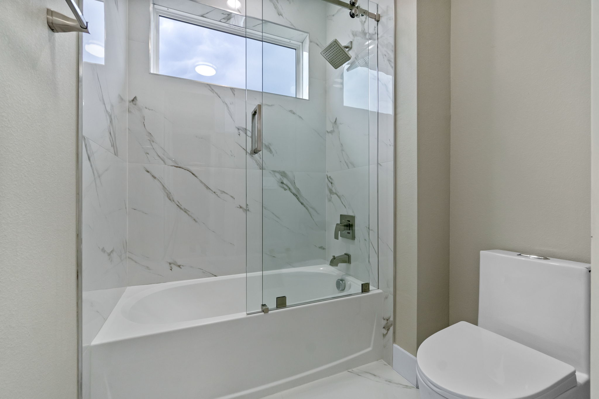 J & L Vision Homes