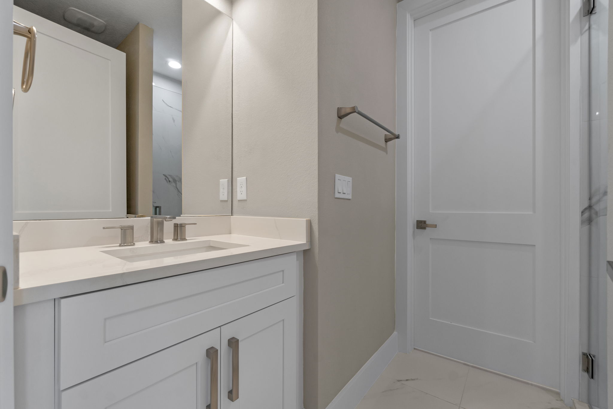J & L Vision Homes
