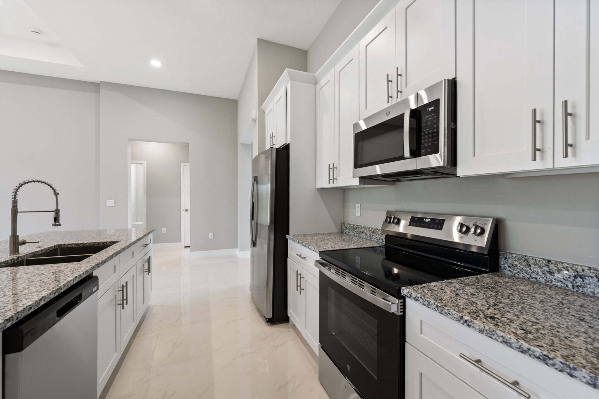 J & L Vision Homes