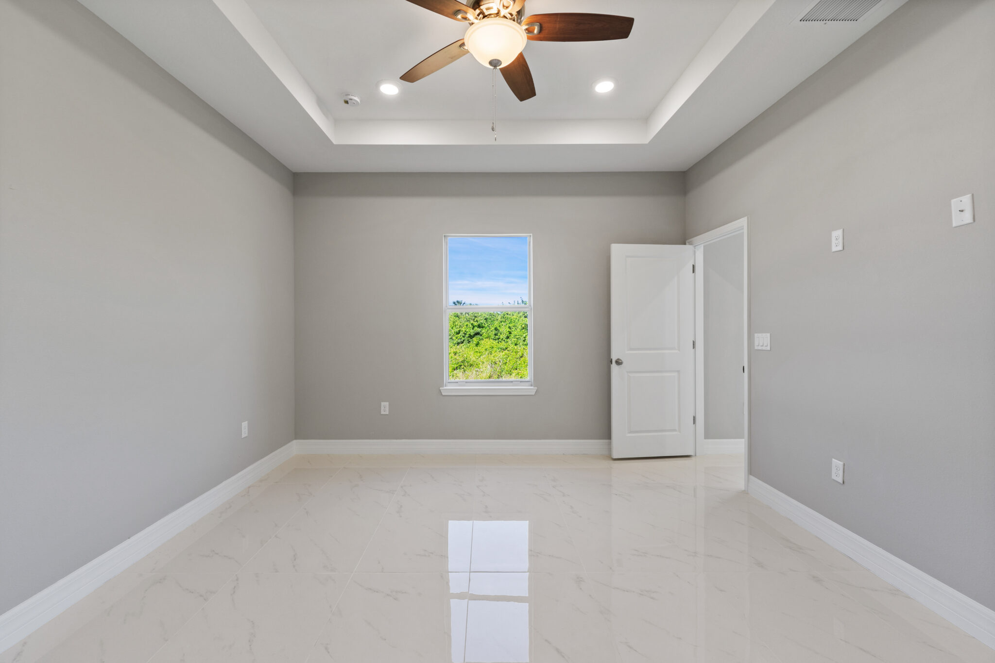 J & L Vision Homes